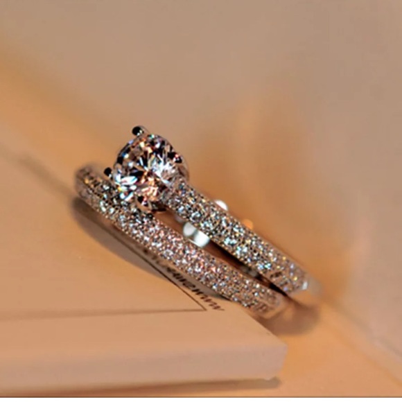 925 Silver Band Wedding Ring 1ct Topaz - Picture 3 of 4